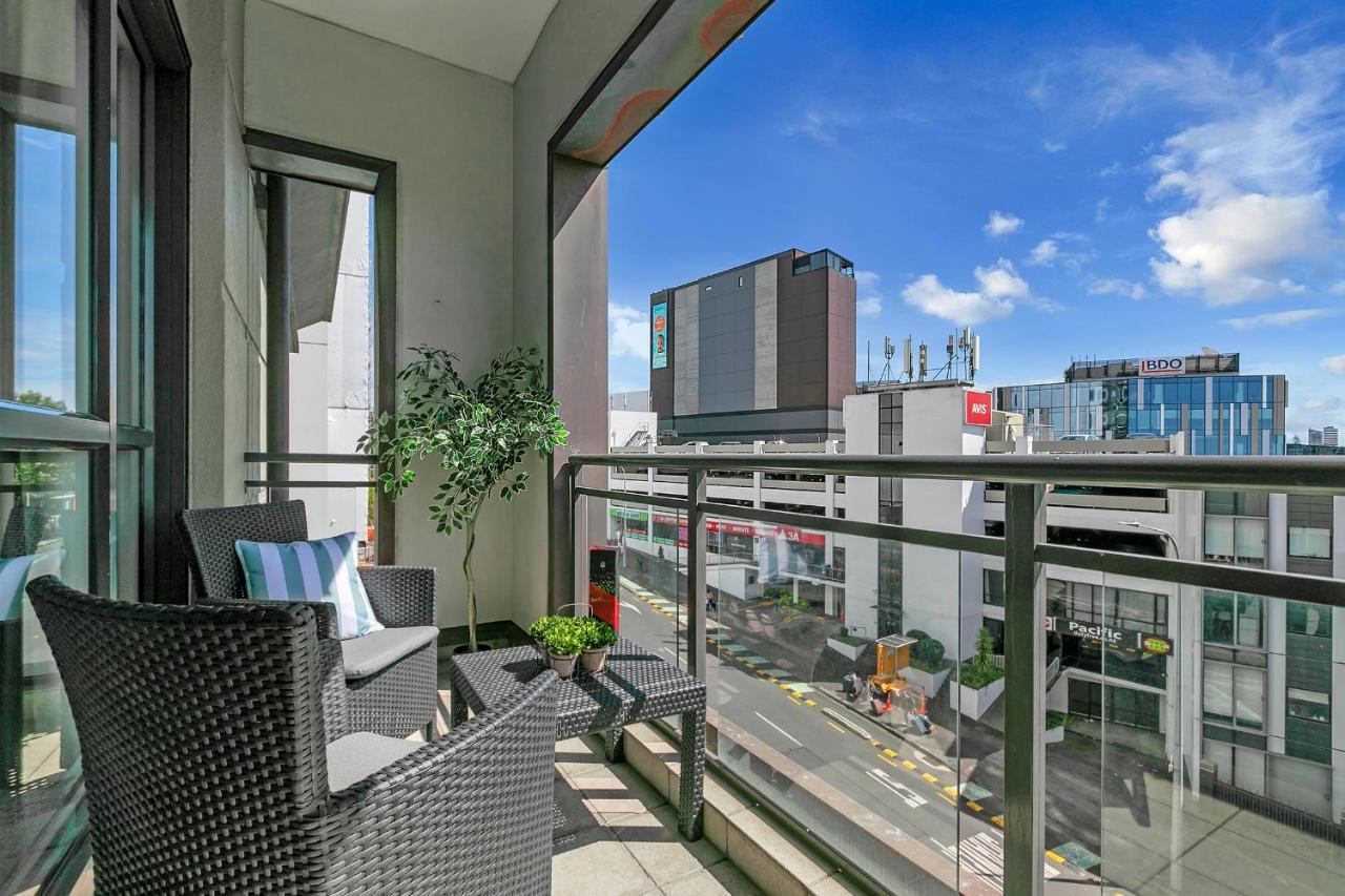 Your Family Getaway - Rooftop Spa & Pool! 오클랜드 외부 사진
